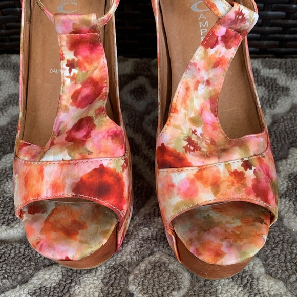 Jeffrey Campbell Foxy Fab Watercolor Floral Platform Sandals - Picture 9 of 16